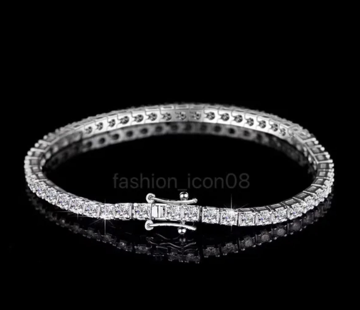 VVS Moissanite Tennis Bracelet